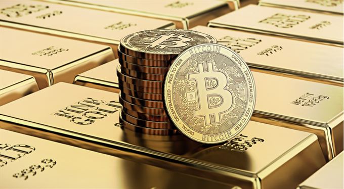 KOMENTÁŘ: Co mají společného bitcoin a zlato