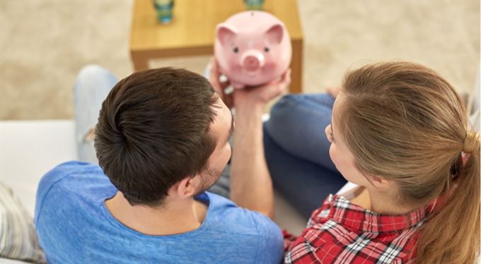 Společně, nebo každý sám? Poradíme, jak řešit finance v domácnosti