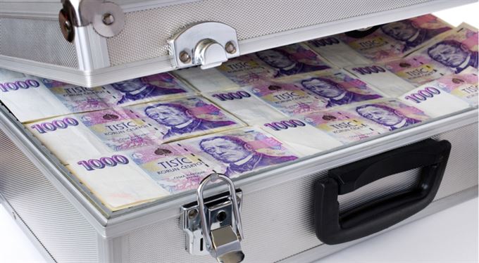 Kam investovat milion korun v časech koronaviru? Zeptali jsme se analytiků, jak využít krizi