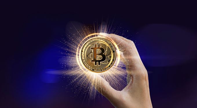 Bitcoin vystřelil k 80 tisícům dolarů. Proč jeho cena opět roste
